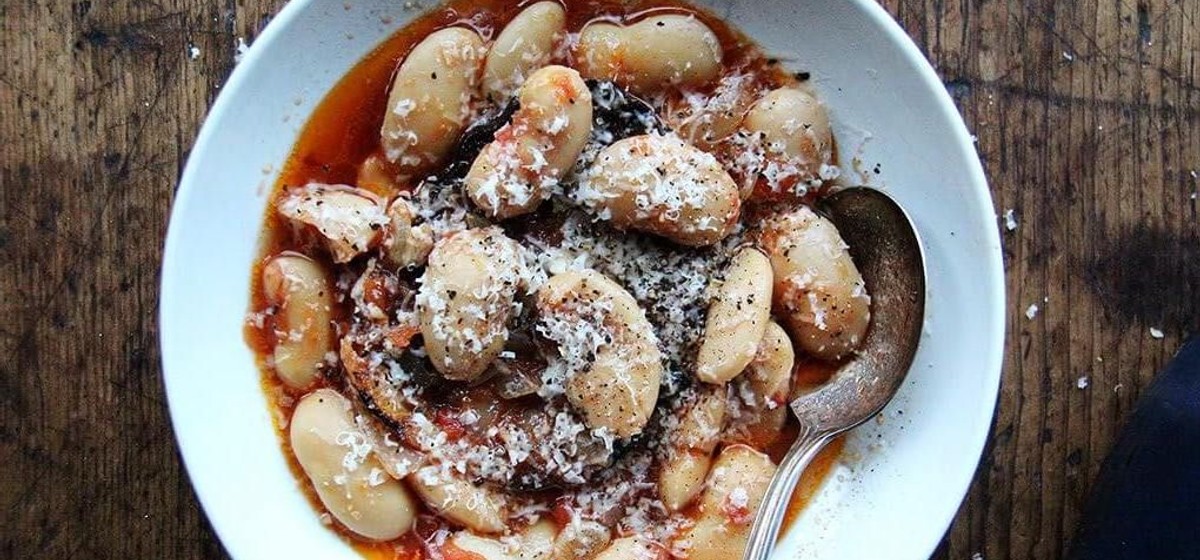 slow cooker gigante beans tomatoes pancetta - Article 1